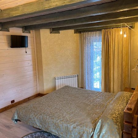 Villa Цісарка à Mykulychyn Extérieur photo