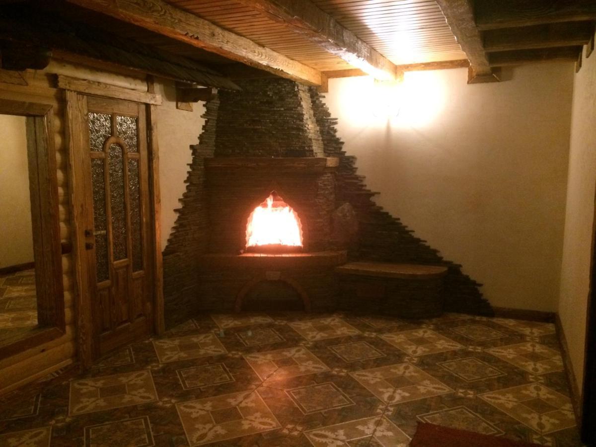 Villa Цісарка à Mykulychyn Extérieur photo