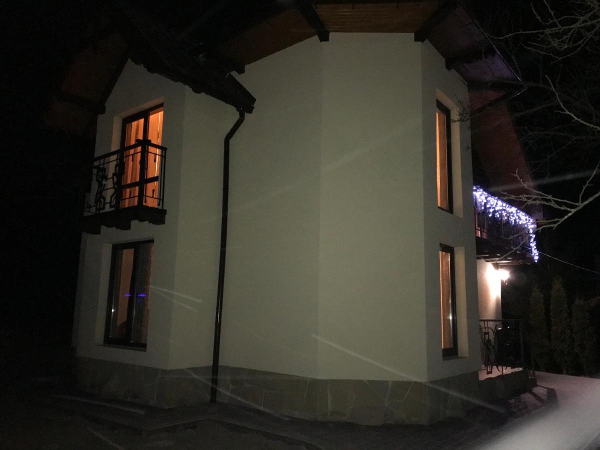 Villa Цісарка à Mykulychyn Extérieur photo